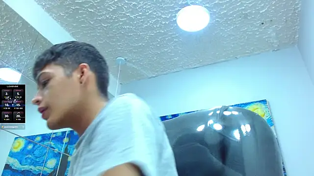 SkinnyBoy  online show from October 26, 12:40 pm