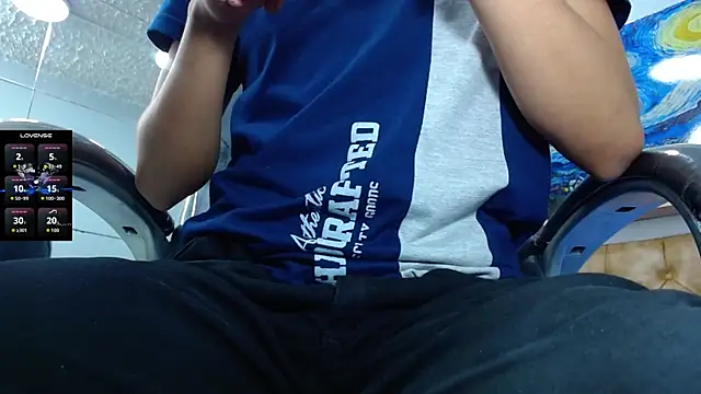SkinnyBoy  online show from September 20, 1:44 pm