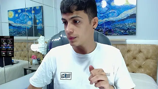 SkinnyBoy  online show from September 13, 7:48 pm