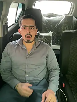 shivani0999 online show from April 8, 7:08 am