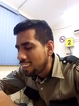 EnriquePersian197 online show from February 26, 2:59 am