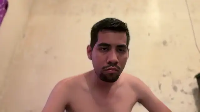 EnriquePersian197 online show from December 9, 9:33 pm