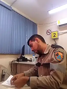 EnriquePersian197 online show from February 20, 1:51 pm