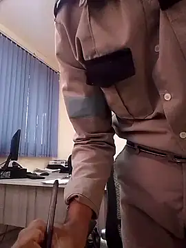 EnriquePersian197 online show from February 13, 2:42 pm