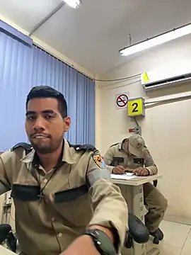 EnriquePersian197 online show from March 19, 11:39 am