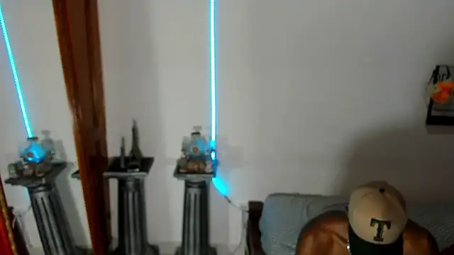 Darick brown online show from December 15, 3:34 am