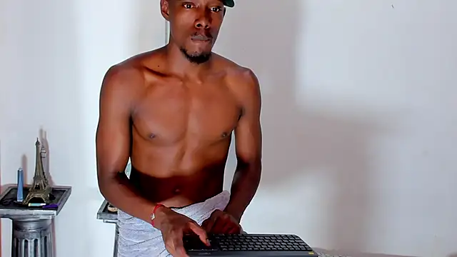 Darick brown online show from December 15, 2:48 pm