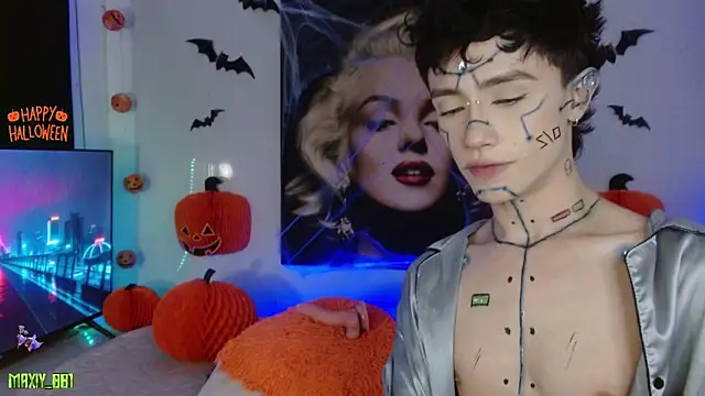 maxiy 001 online show from October 13, 1:33 am