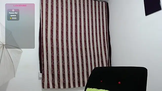 kyleWils0n   online show from January 18, 2:24 am