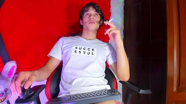 LilOwen  online show from February 13, 10:37 pm