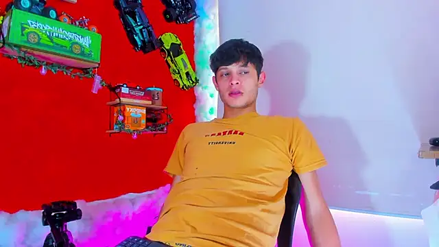 Snapshot of LilOwen_ chatting on September 29, 7:21 pm LilOwen online show from September 29, 7:21 pm