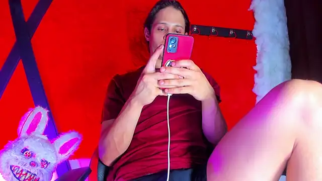 LilOwen  online show from March 26, 9:30 pm