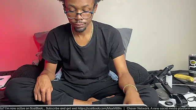 MobyDxck online show from March 22, 3:06 pm