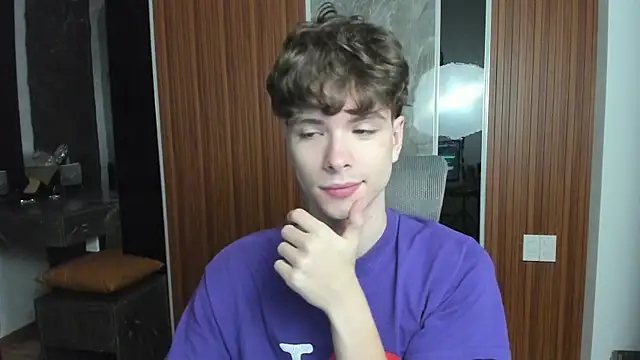 calvin love you online show from April 10, 5:09 pm