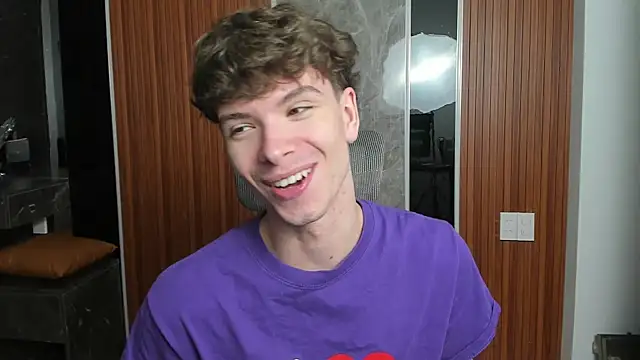 calvin love you online show from April 8, 5:21 pm