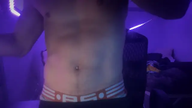 hot shot 13 online show from December 10, 2:50 pm