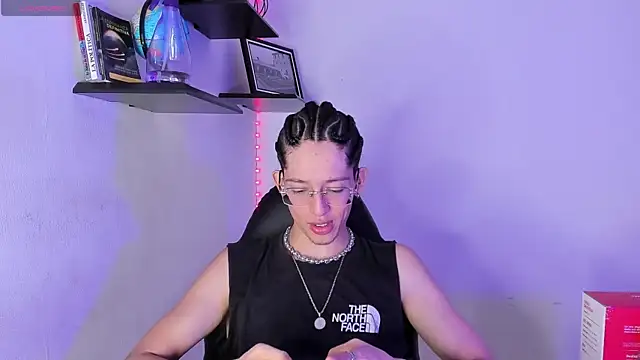 manu vera online show from November 12, 11:20 pm