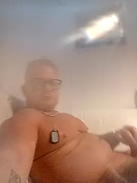 swingr online show from December 6, 12:23 am