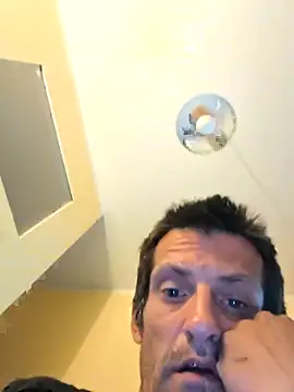 BiMiguelHorny online show from May 7, 12:22 am