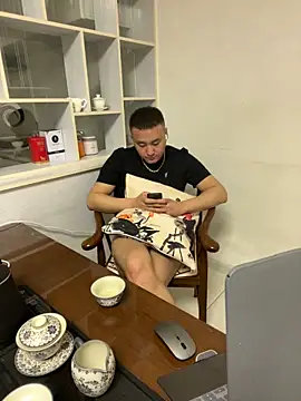 ShaoZian 1 online show from April 13, 6:19 pm