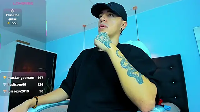 Lobo 17  online show from October 19, 3:44 am