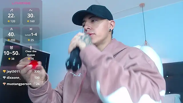 Lobo 17  online show from October 15, 3:36 am