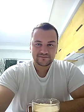 Snapshot of KarlosCarutox chatting on October 4, 7:40 pm KarlosCarutox online show from October 4, 7:40 pm