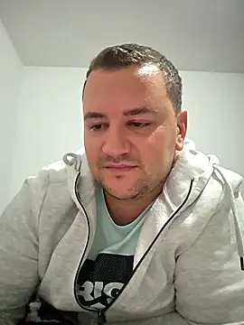 Snapshot of KarlosCarutox chatting on September 29, 5:53 pm KarlosCarutox online show from September 29, 5:53 pm