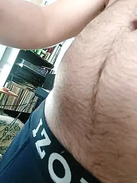 QcMisterv13 online show from October 7, 2:10 pm