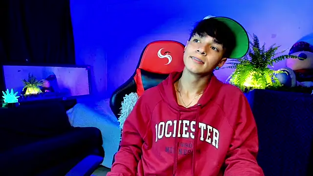 twink sebas  online show from October 10, 12:48 am