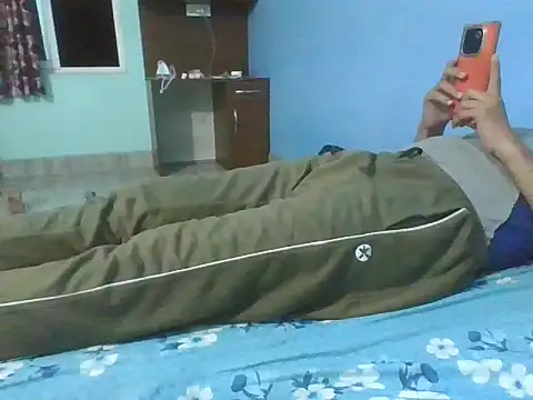 Ishan003 online show from October 16, 4:15 pm