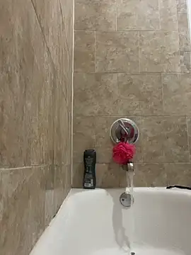 Insaneskillzz69 online show from April 15, 12:32 am