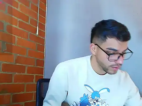 Leandro valenzuela online show from October 12, 9:20 pm