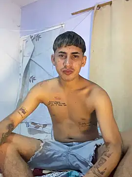 boy latino sex online show from November 14, 5:43 am