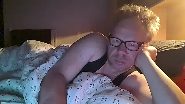 Snapshot of kinkyslet8 chatting on October 9, 5:34 am kinkyslet8 online show from October 9, 5:34 am