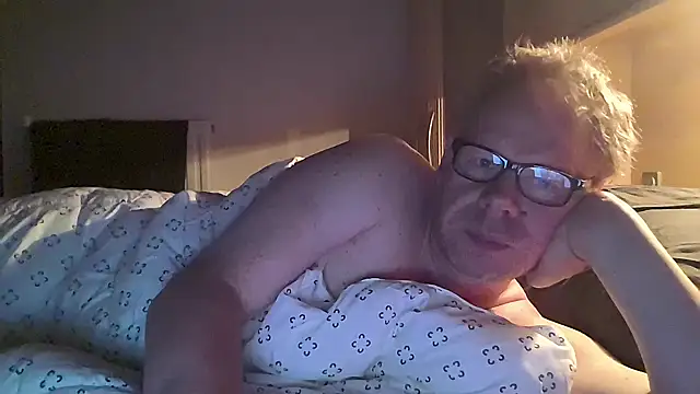 Snapshot of kinkyslet8 chatting on September 30, 5:57 am kinkyslet8 online show from September 30, 5:57 am