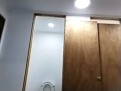 angelcachondo199211 online show from September 11, 6:29 pm