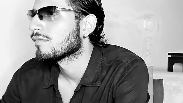 Nicholasrodrii online show from February 19, 10:53 pm