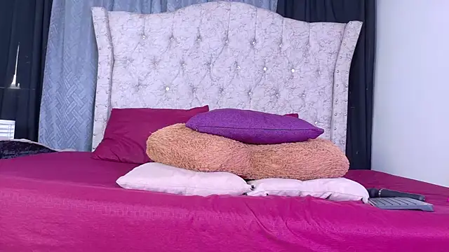 louis bcasta1 online show from October 11, 8:35 pm