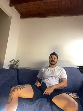 AndresSmith   online show from February 5, 8:21 am