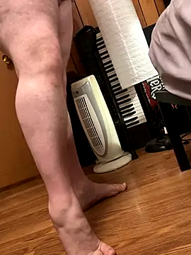 treatbobnicer online show from October 19, 7:50 pm