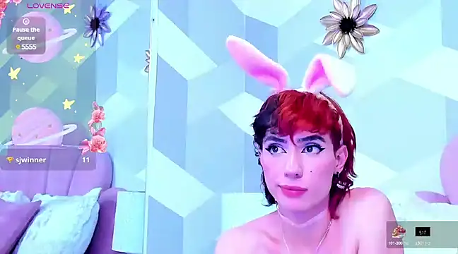 KylieMonnett online show from March 10, 7:55 am