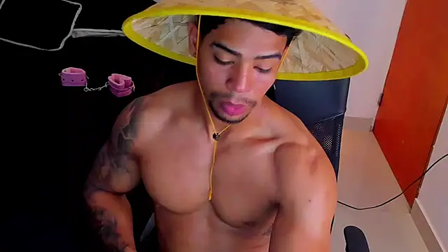 Andrew wolf7 online show from December 19, 6:21 am