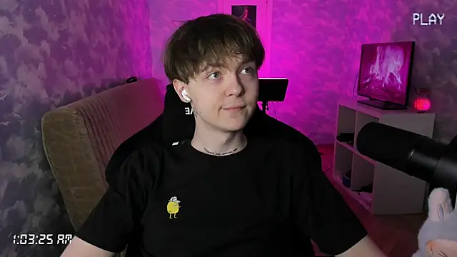 charonbaby1 online show from October 12, 10:04 pm