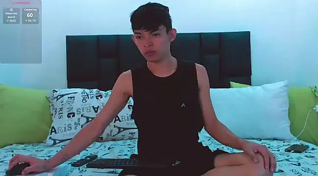 Snapshot of Tonny_twink_ chatting on January 31, 4:58 am Tonny twink online show from January 31, 4:58 am