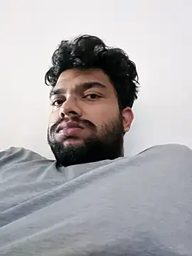 yourdreamman0705 online show from September 27, 6:44 am