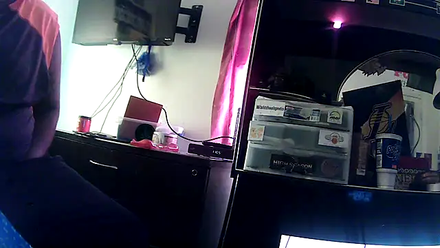 HBYAM online show from April 4, 6:05 pm