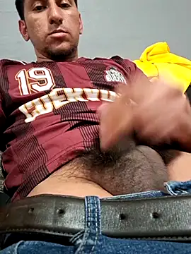 littleboyhot95 online show from March 28, 12:33 am