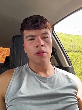 Logan smith1 online show from February 9, 4:11 pm