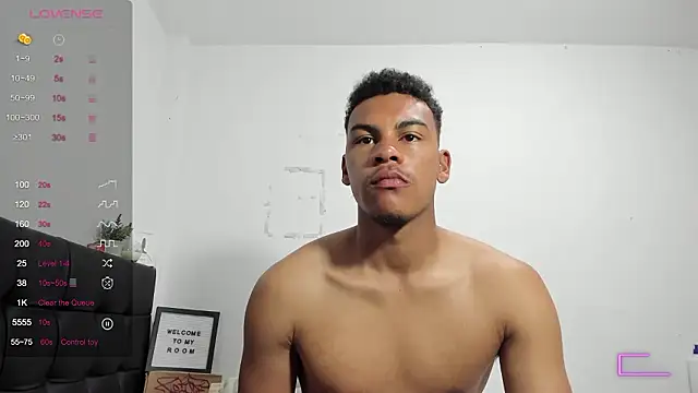 RoddyRich11 online show from February 9, 12:10 pm